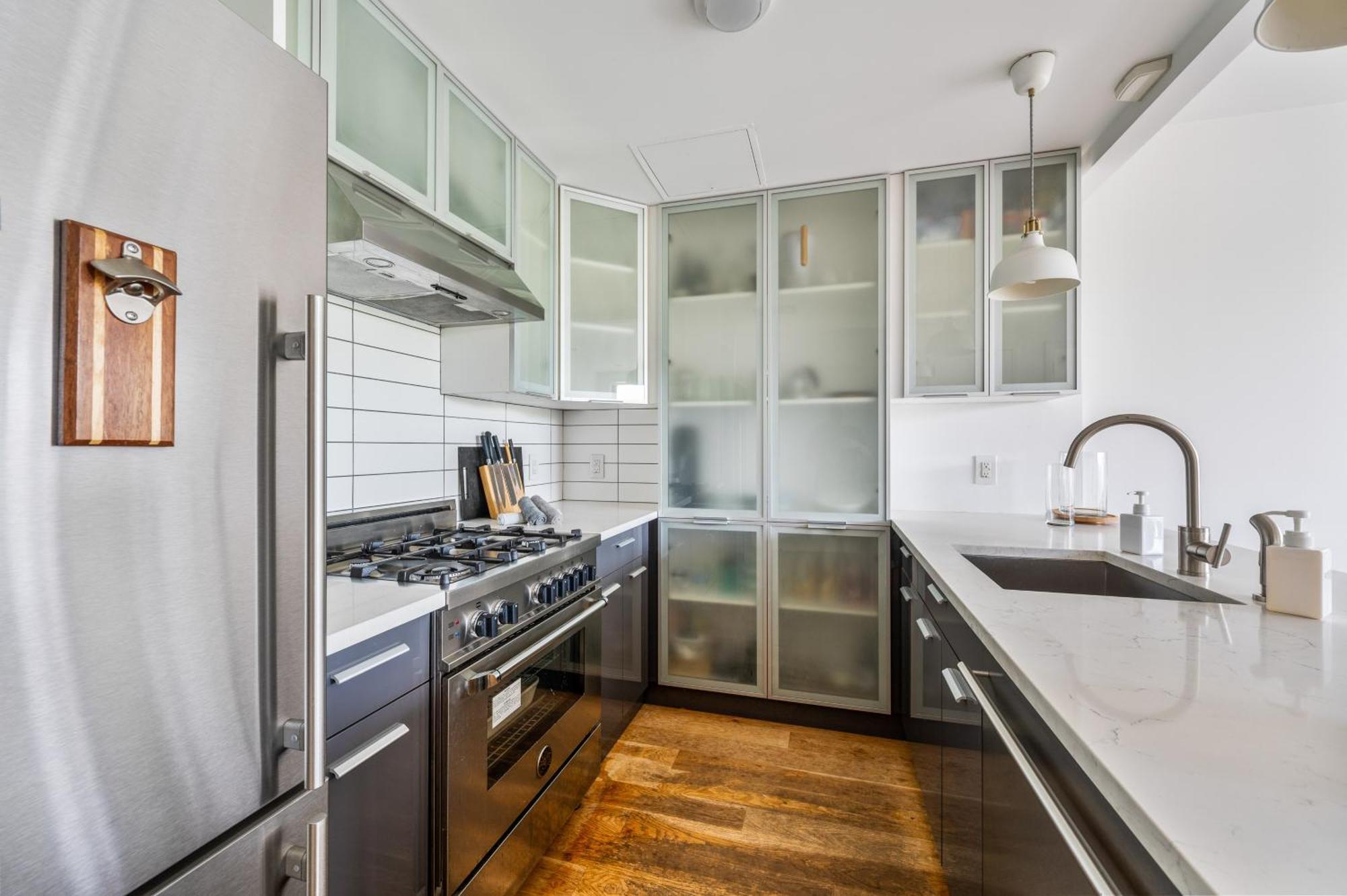 Appartement Prime Williamsburg Luxury One Bedroom With Balcony *