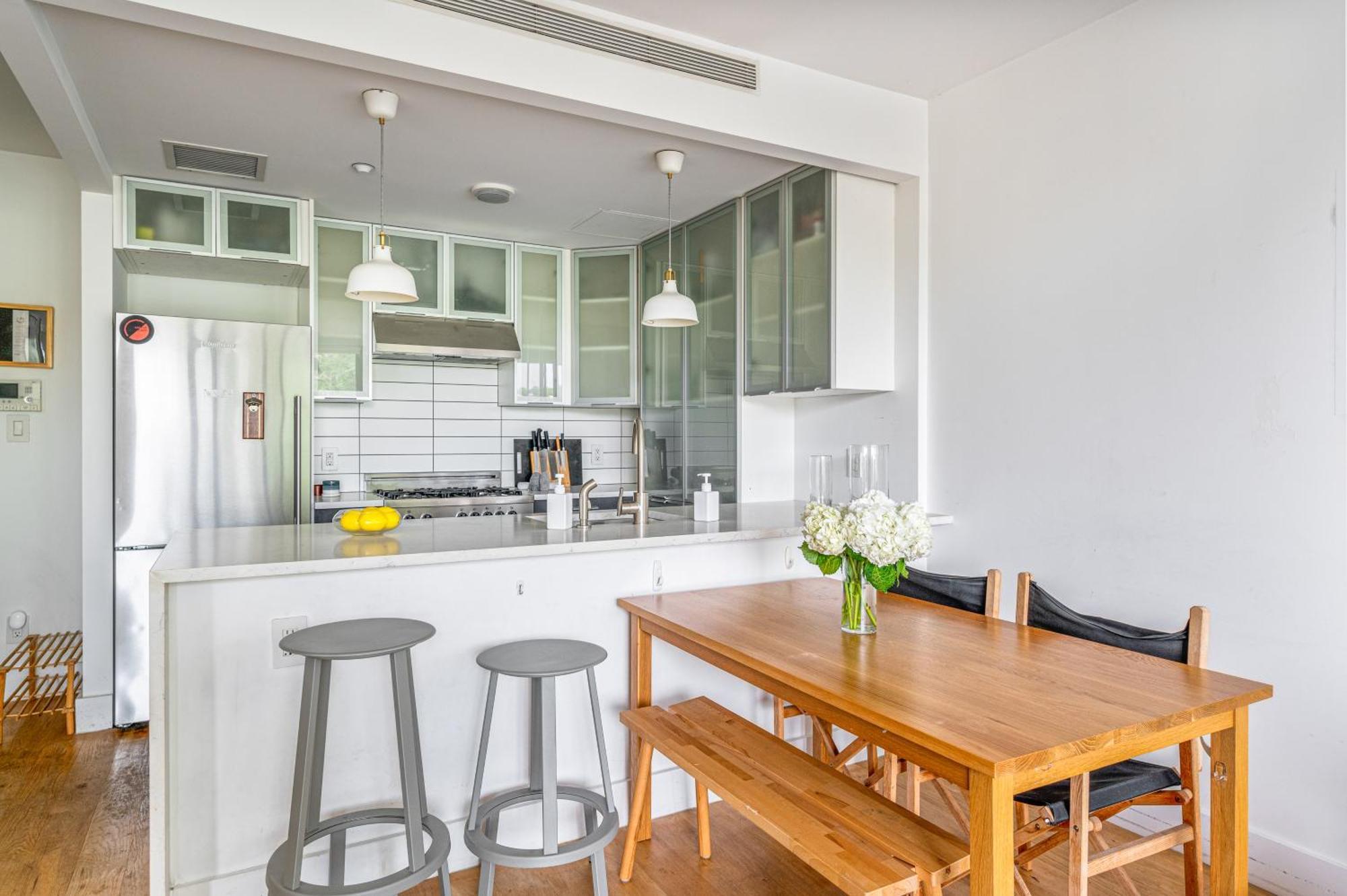 Prime Williamsburg Luxury One Bedroom With Balcony Appartement