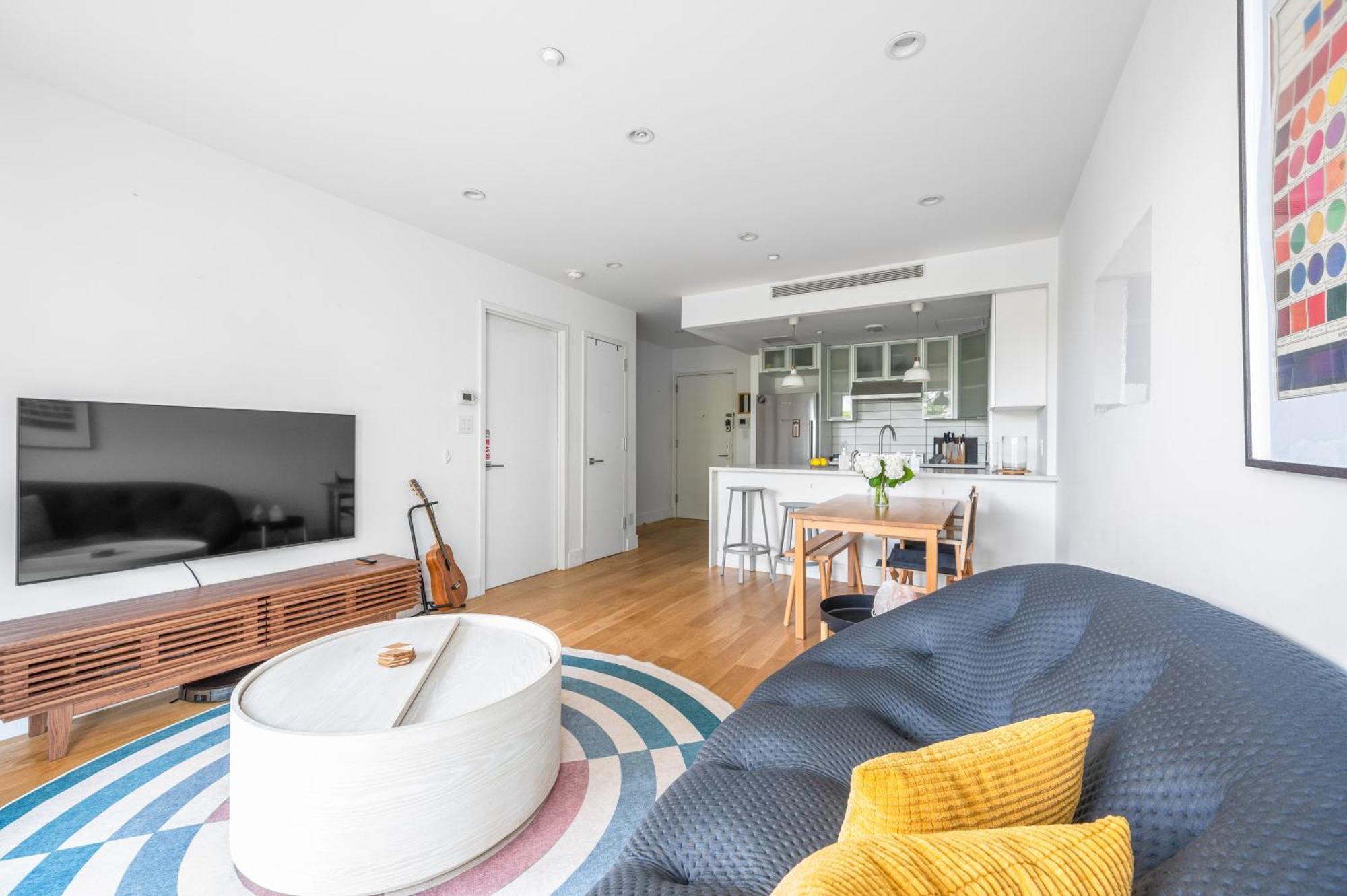Prime Williamsburg Luxury One Bedroom With Balcony Appartement